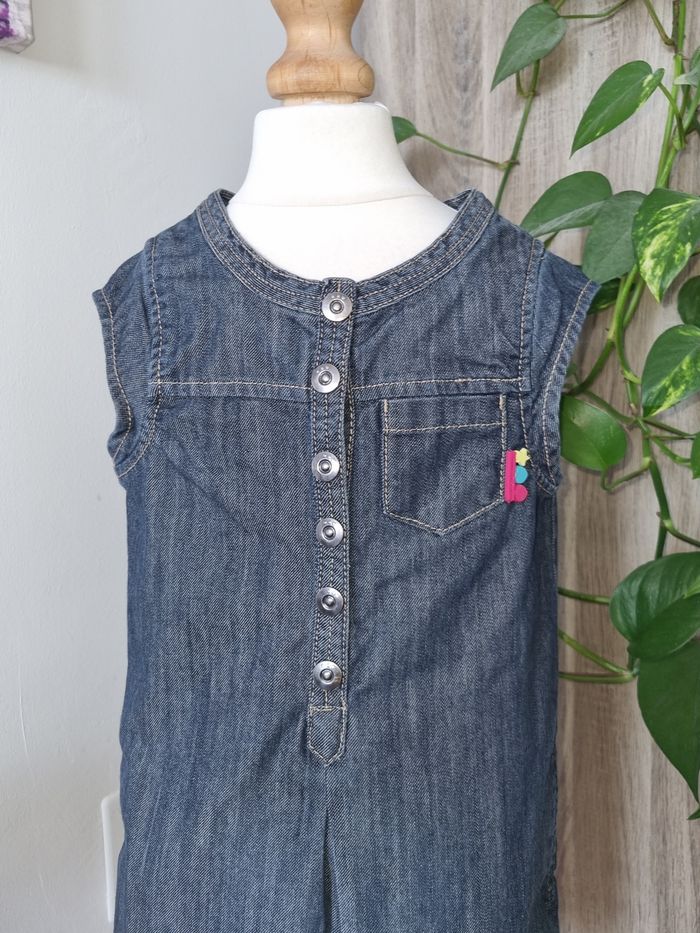 Robe en jean Neuve 6 ans Kiabi - photo numéro 3