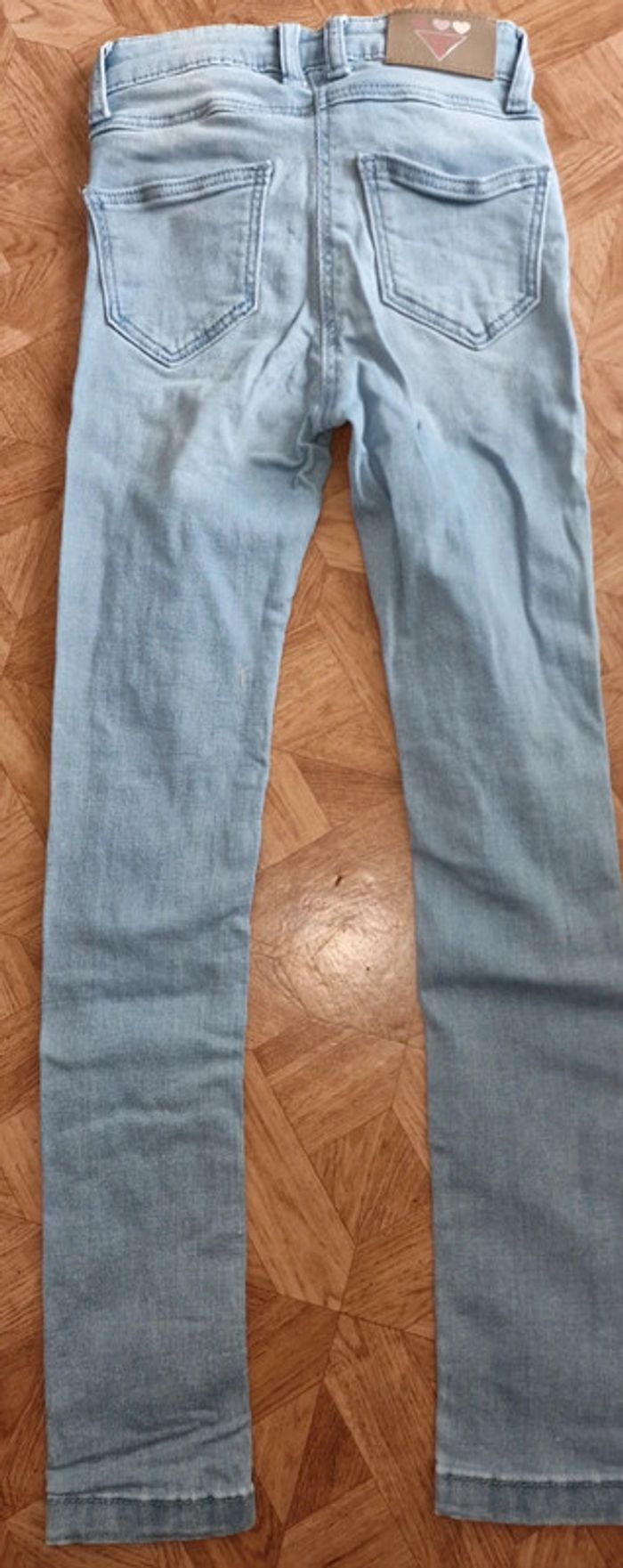 Jean 7ans tape a l'œil - photo numéro 2