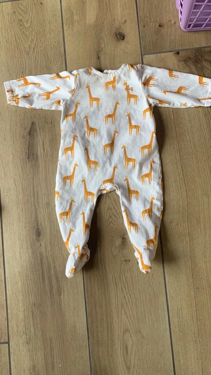 Grenouillère Noukies taille 6 mois