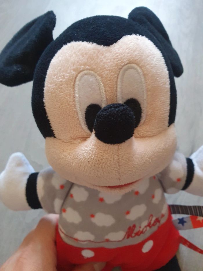 Peluche doudou Mickey - photo numéro 3