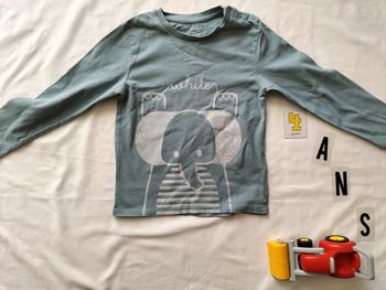 Haut manches longues taille 36 mois