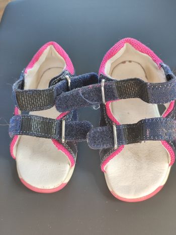 Sandales taille 24
