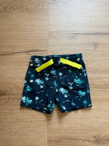 short 6 mois