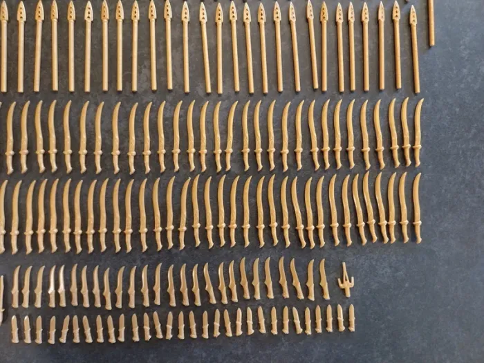 Gros lot type lego d'armes pour soldats elfes seigneur des anneaux - photo numéro 6