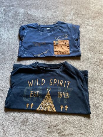 Deux tee-shirts manches longues 