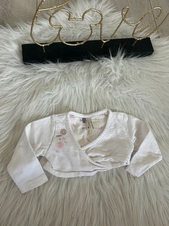 Très beau gilet court 🥰 taille 3 mois orchestra