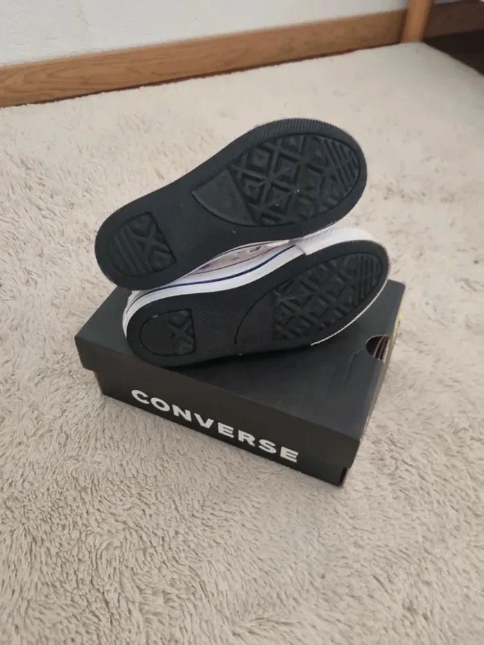 Converses montantes blanches - photo numéro 5