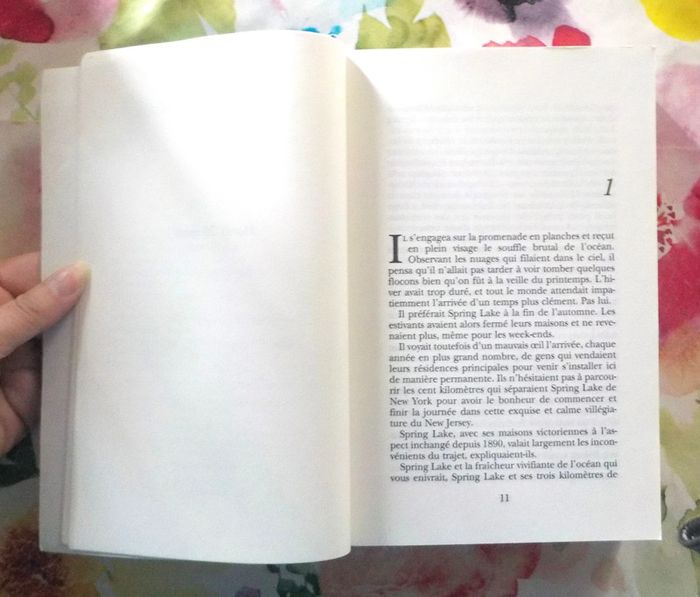 Dans la rue où vit celle que j'aime de Mary Higgins Clark Ed. Albin Michel - photo numéro 6