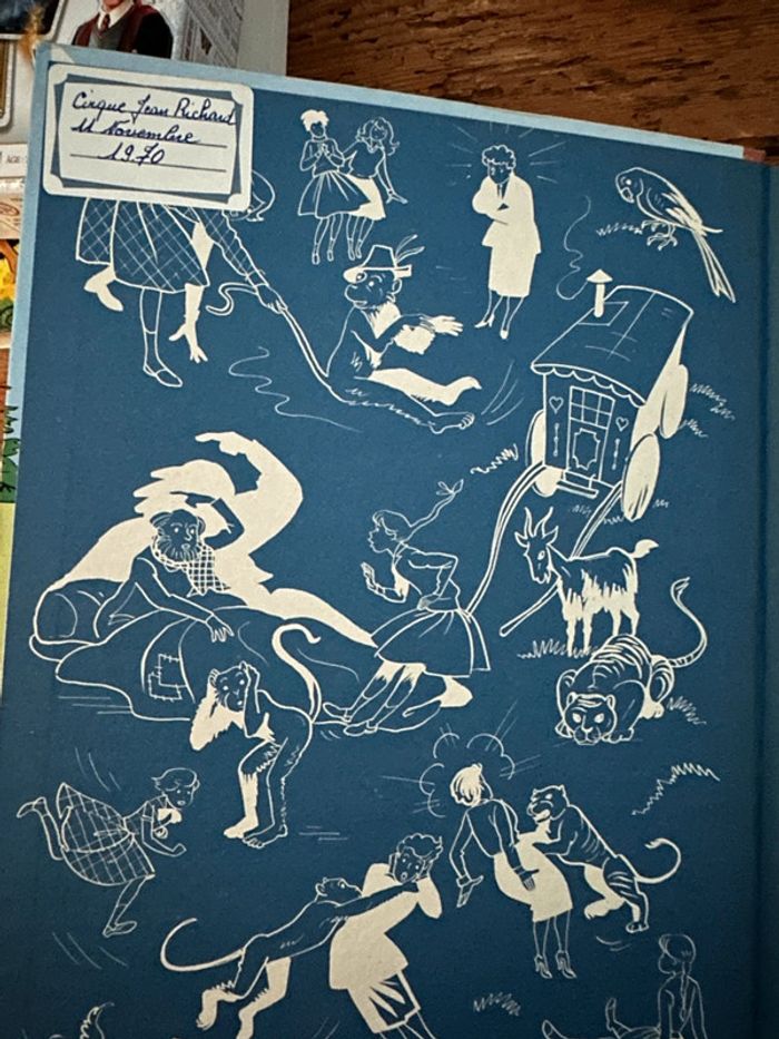 Livre ancien Lisette présente Betty monte un cirque bd album Solveg Rouillard éditions Montsouris - photo numéro 3