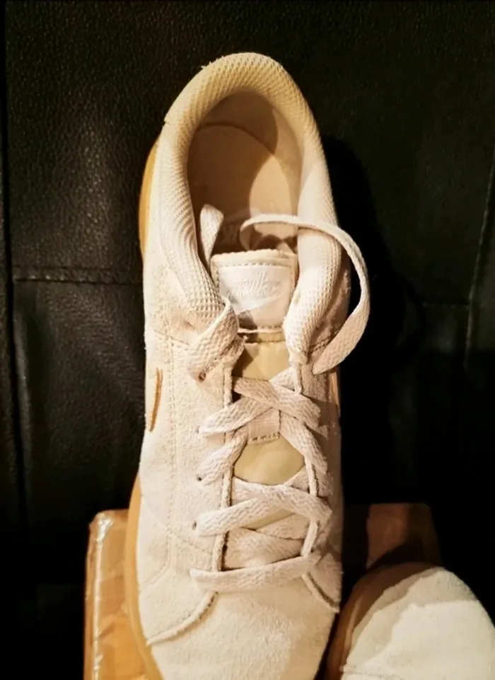 Baskets Nike crème/blanc cassé - photo numéro 8