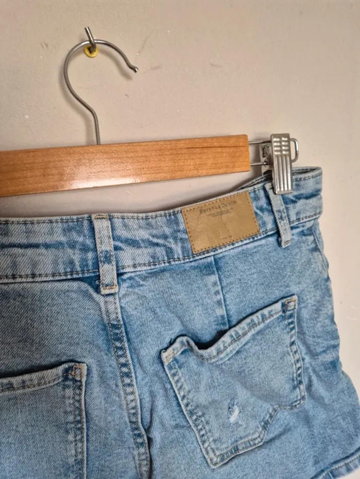 Short Bershka taille 34 - photo numéro 6
