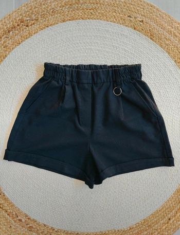 Short noir