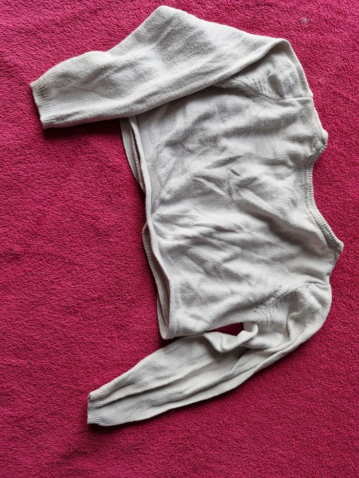 Superbe gilet style boléro liseré argenté - photo numéro 5