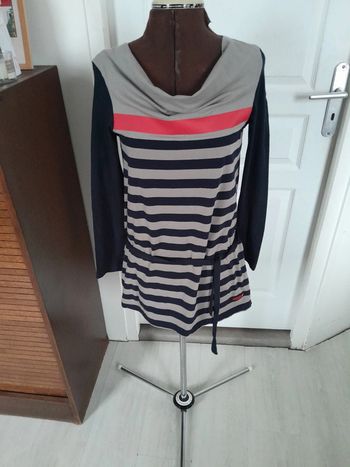 Jolie robe style marinière terre des marins taille 2