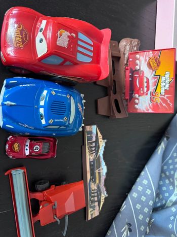 Voitures cars et accessoires