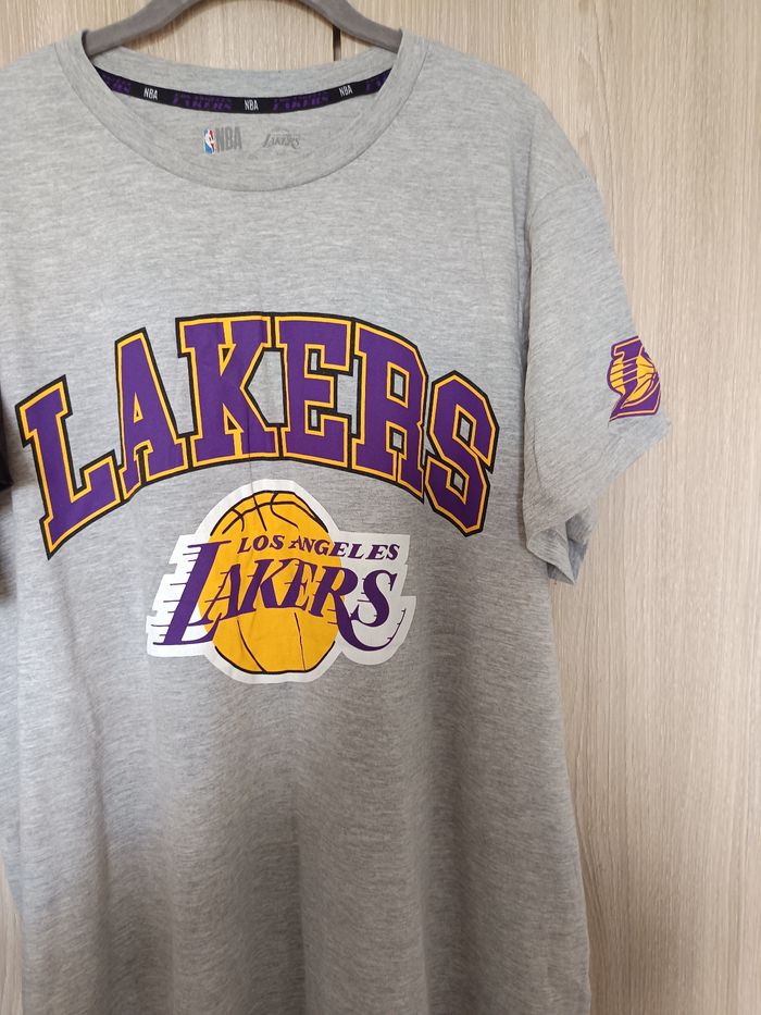 Lot 2 tee shirts NBA - photo numéro 3