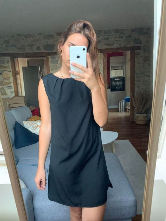 ROBE TOPSHOP Noire.