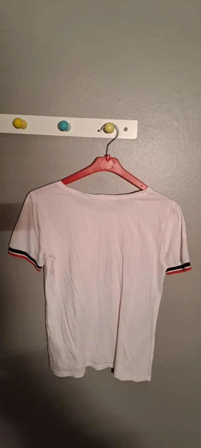 T Shirt femme avec motifs - Marque Jennyfer - Taille 34 - Bon état. - photo numéro 7