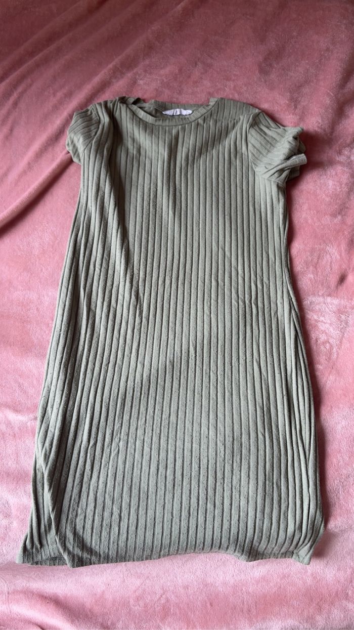 Robe kaki