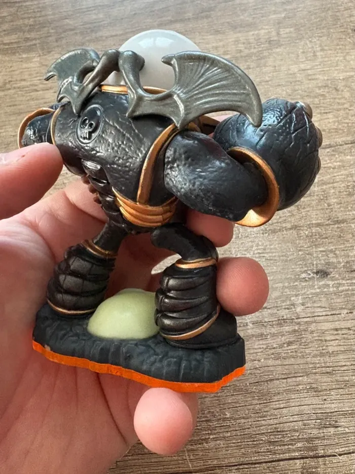 Figurine skylanders eye brawl giants - photo numéro 5