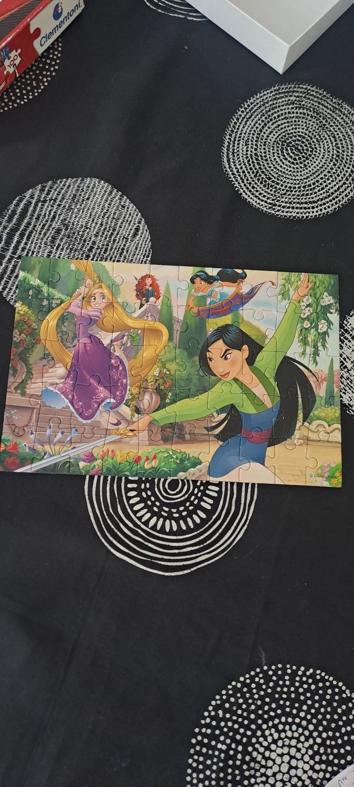 Puzzle Disney Princesses - photo numéro 3
