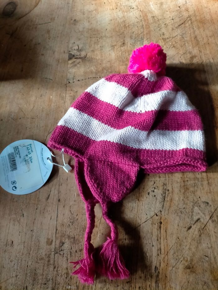 Bonnet Petit bateau neuf 3/6 mois