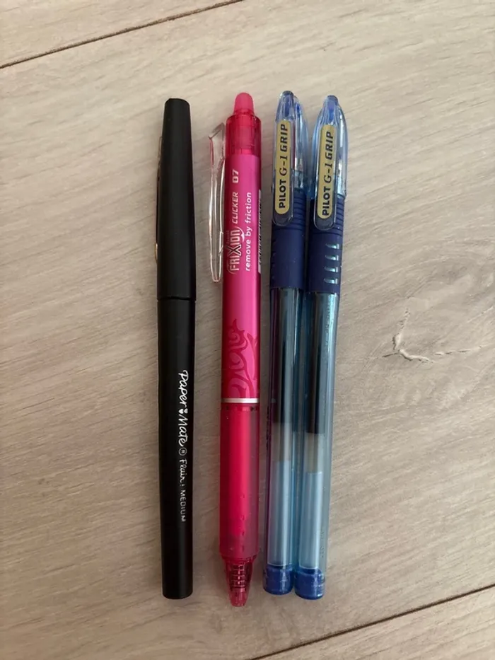 Divers stylos pilot