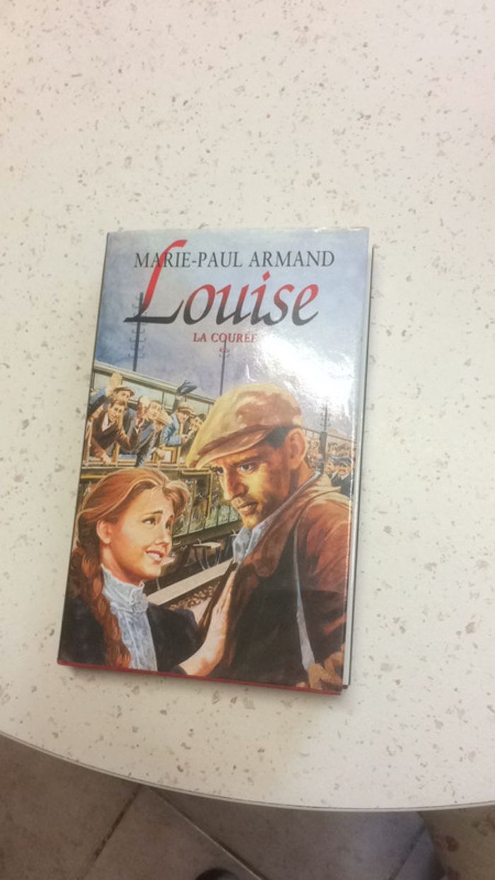 La courée (tomes 1 - 2 - 3) - photo numéro 4
