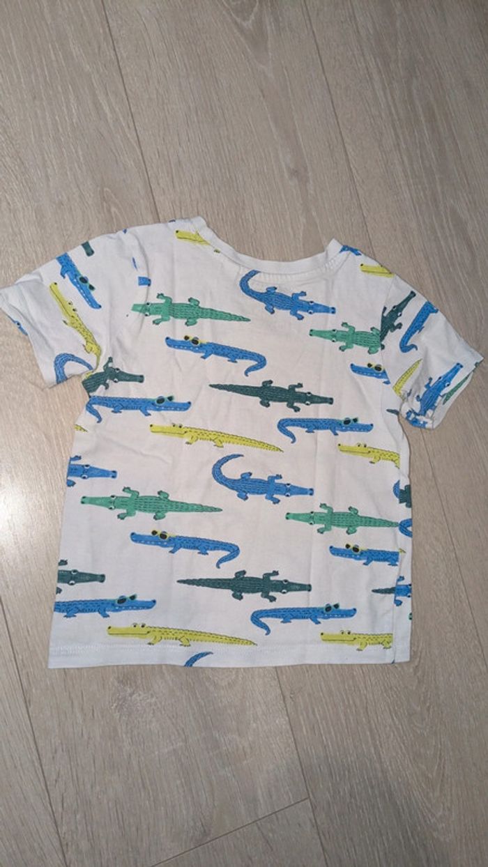 T shirt garçon 3 ans blanc à motifs crocodiles - photo numéro 3