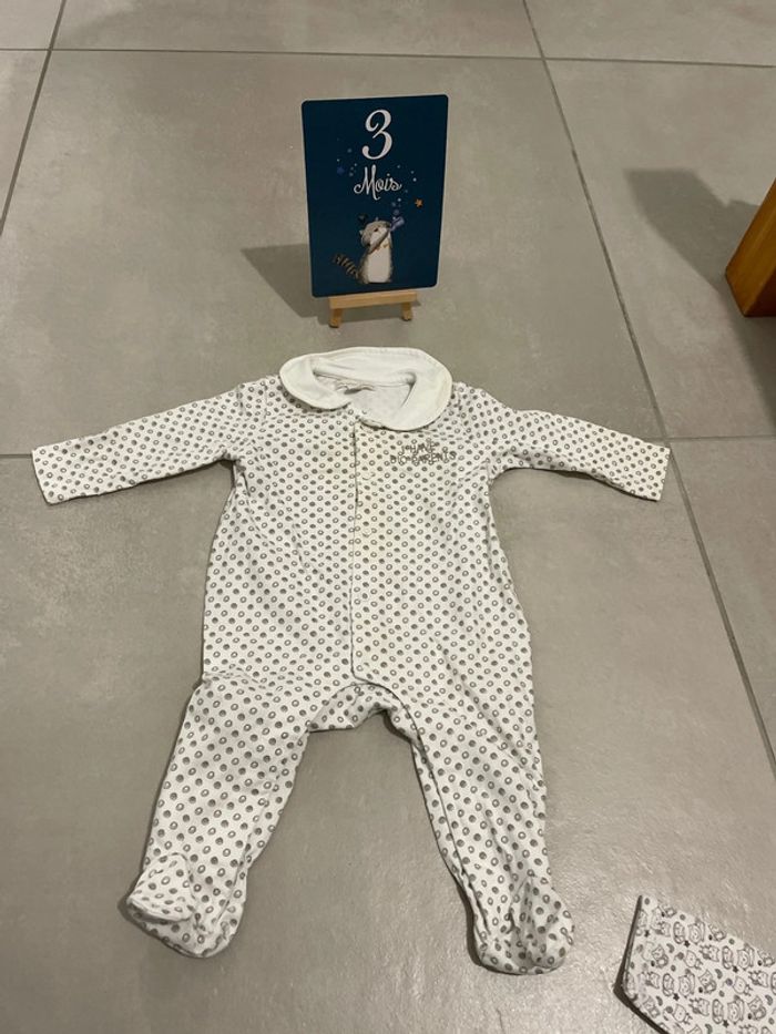 Lot de pyjamas - photo numéro 2