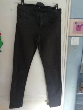 Pantalon gris anthracite, presque noir, marque Jennyfer, taille 36