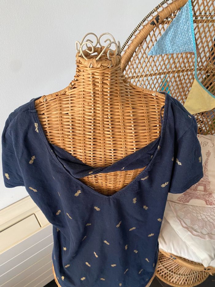 Tee shirt Grain de Malice bleu marine avec ananas dorées taille L - photo numéro 8