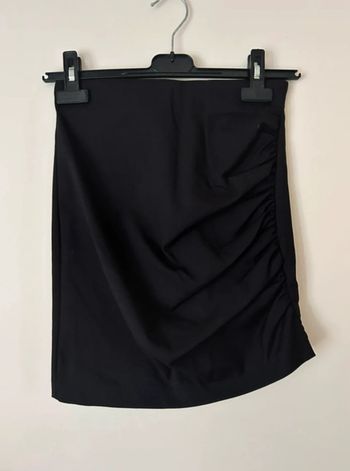 Petite jupe noire Zara