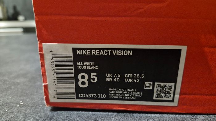 Nike react vision neuve taille 42 - photo numéro 7