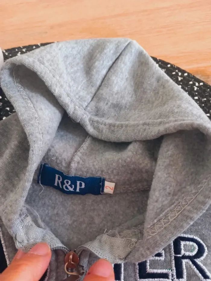 Gilet sans manches gris R&P – Taille 2 ans - photo numéro 2