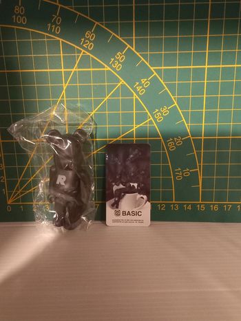 Bearbrick ours R