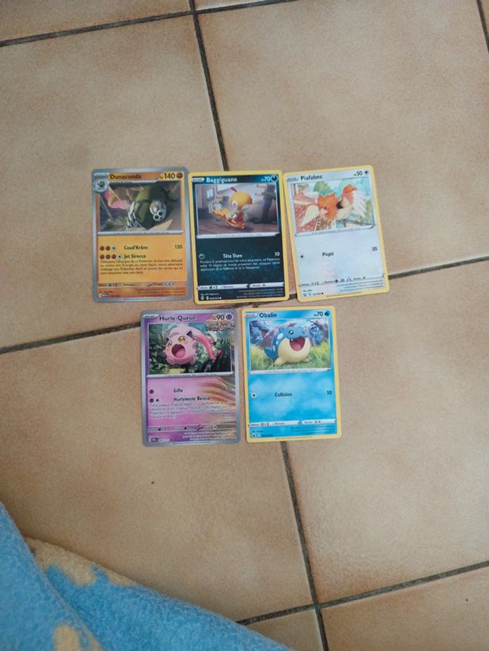Lot 5 carte pokemon