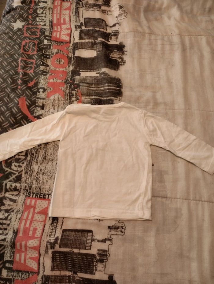 Tee shirt blanc message - photo numéro 3