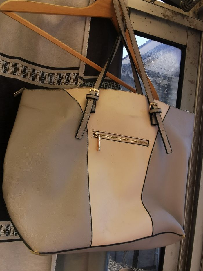 Grand sac à main Leesun London valeur 28 euro - photo numéro 6