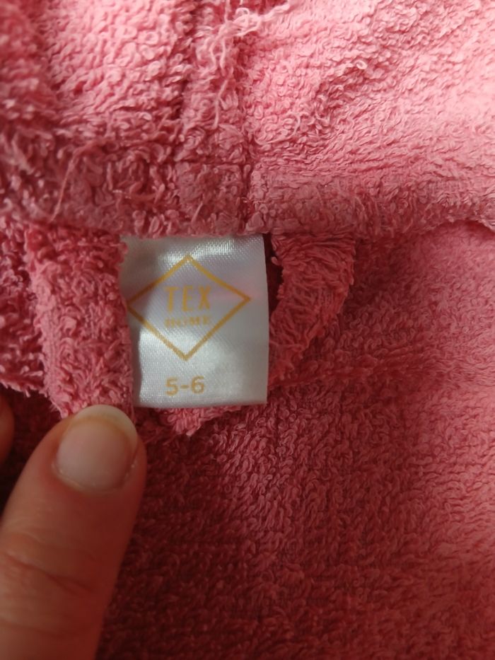 Peignoir rose 5-6 ans - photo numéro 3