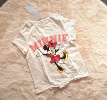 Adorable tee-shirt minnie 6 ans