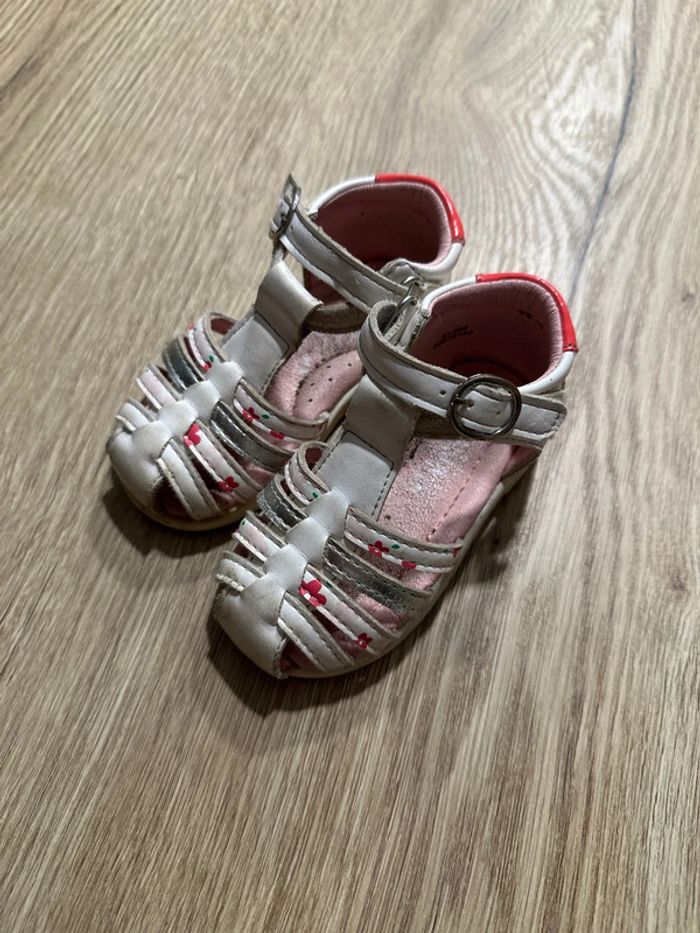 Sandalettes taille 20 chaussea - photo numéro 2