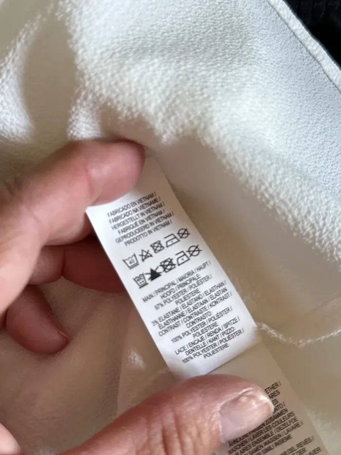 Très jolie blouse sans manches femme - photo numéro 6