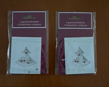2 lots de 2 étiquettes cadeaux