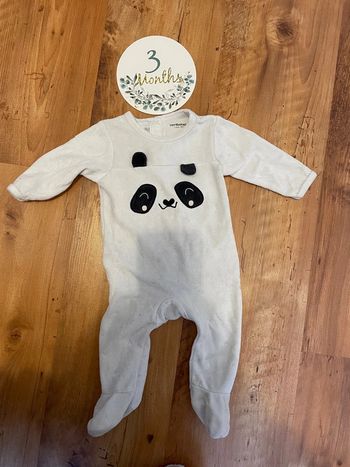 Grenouillère blanche taille 3 mois