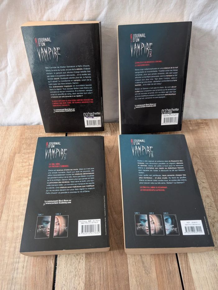 Lot livres : Vampires Diaries - photo numéro 2