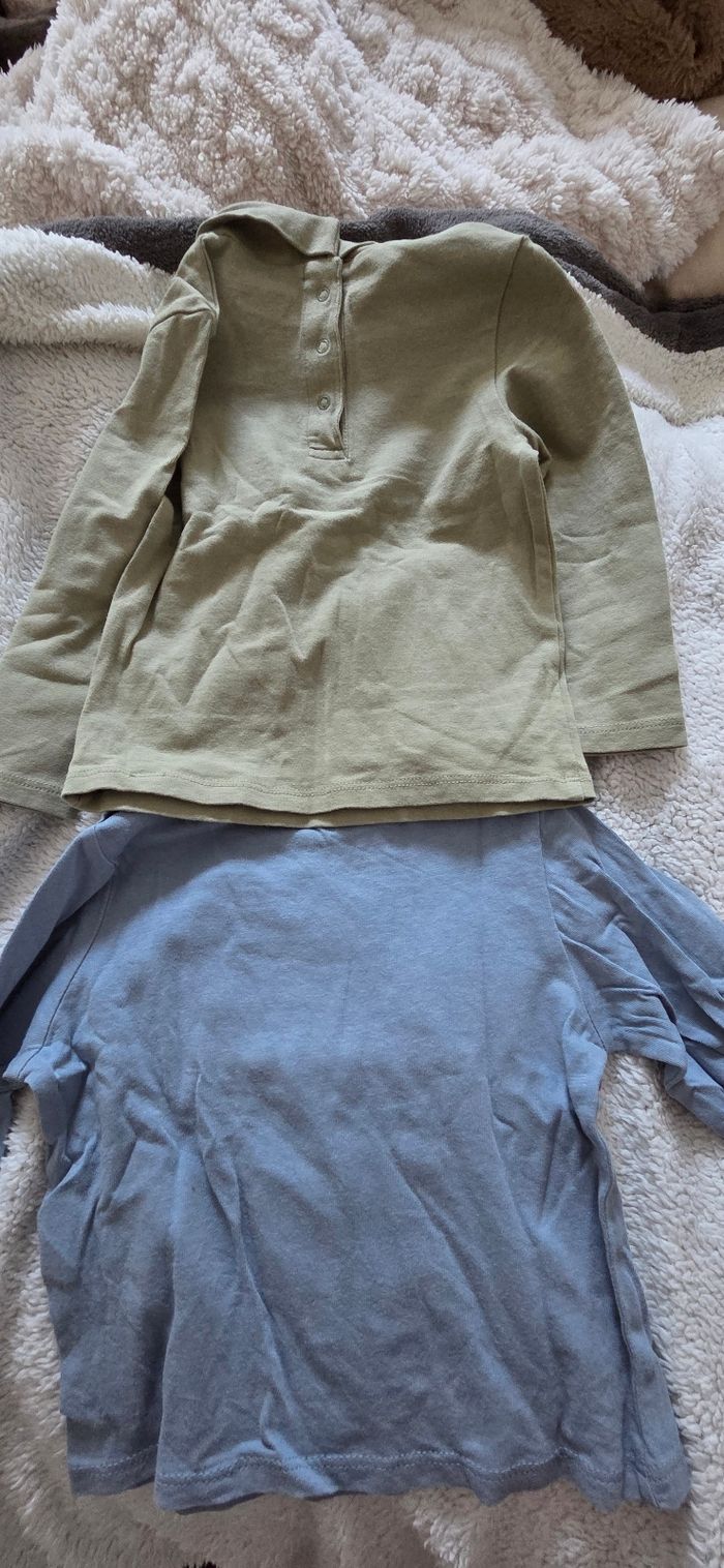 Lot 2 tee-shirts 18 mois kiabi - photo numéro 2