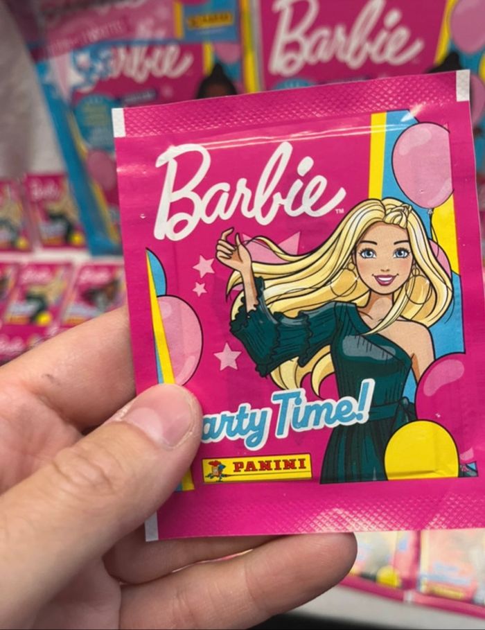 Kit panini stickers BARBIE neuf - photo numéro 5