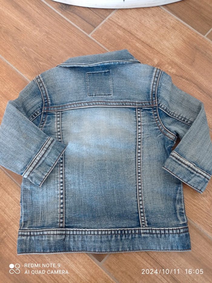 Veste jean 12 mois + écharpe ourson Kiabi - photo numéro 3