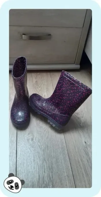 Bottes de pluie gémo noires motif coeur pointure 32 état neuves